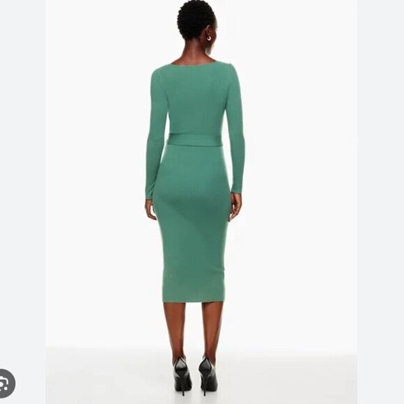 Aritzia The Group by Babaton Henley Sweater Midi Dress Green Size Medium - Picture 3 of 9